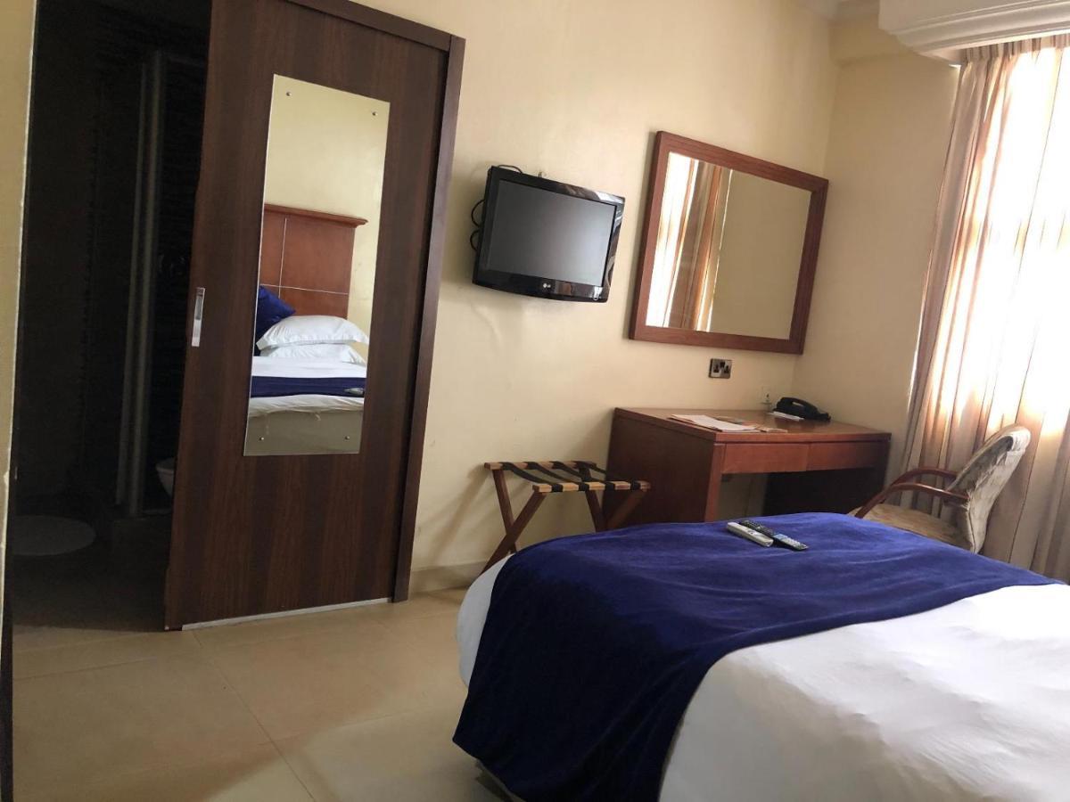 Westwood Hotel Ikoyi Lagos Exterior foto